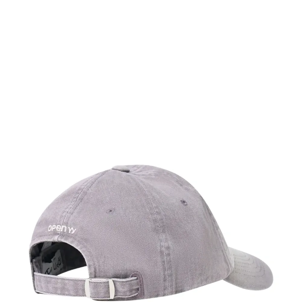 Бейсболка с градиентом