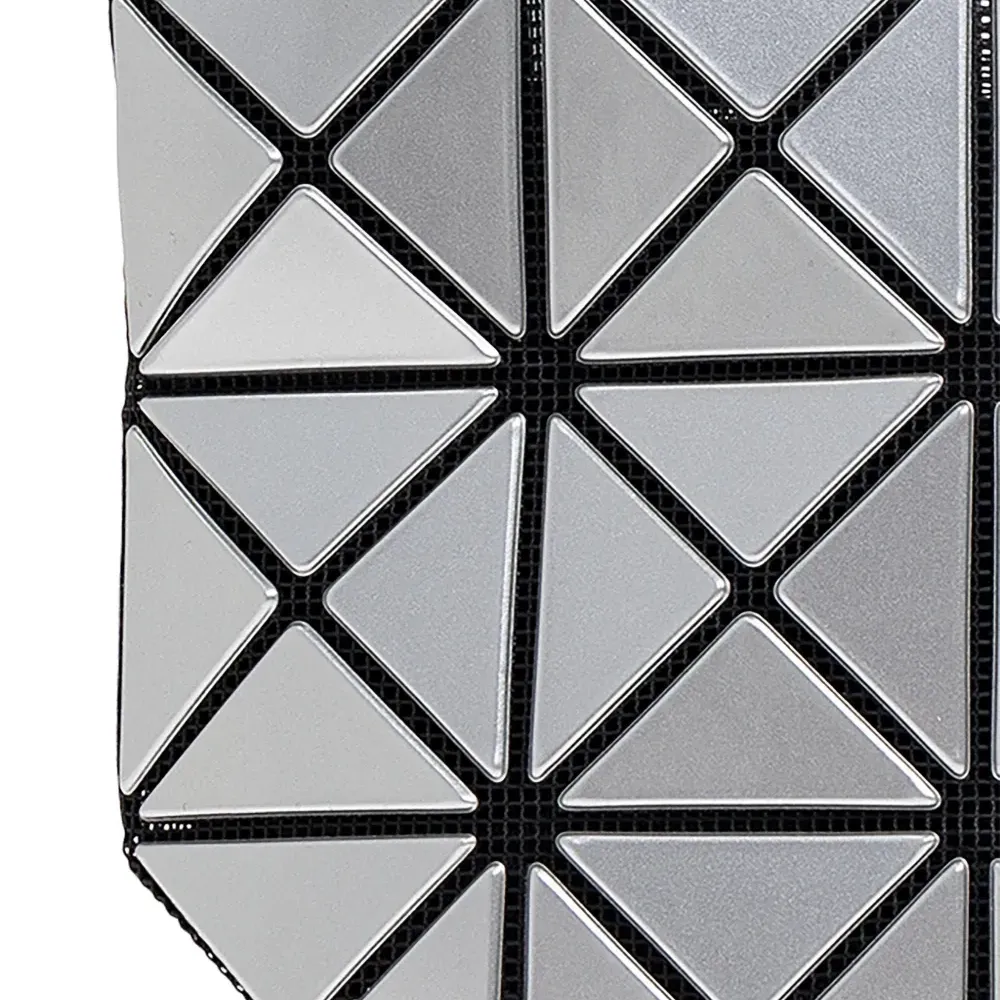 Клатч с геометрическим узором