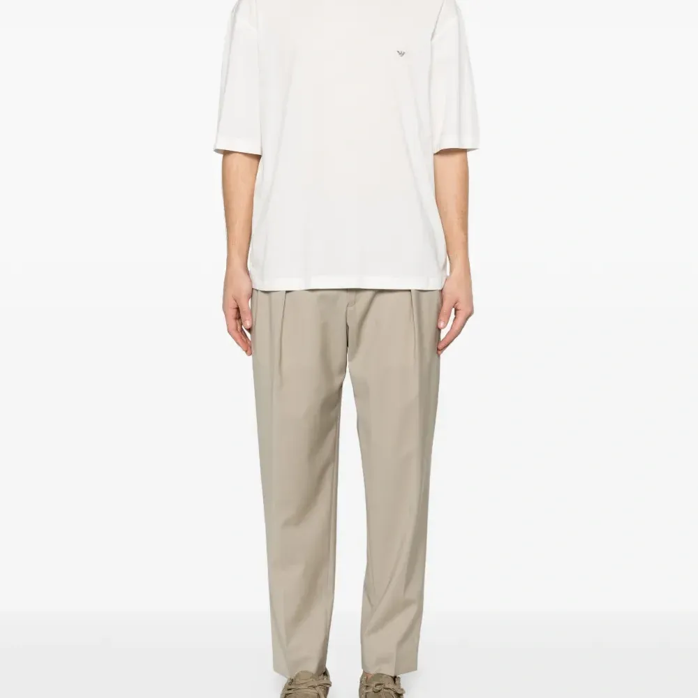 Футболка с логотипом