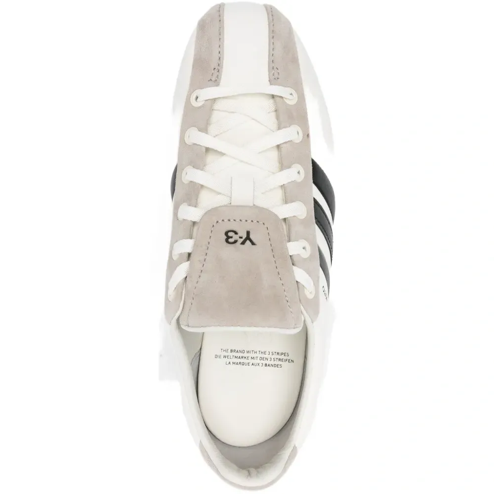 Полосатые кеды на шнуровке