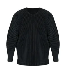 Плиссированная футболка с V-образным вырезом