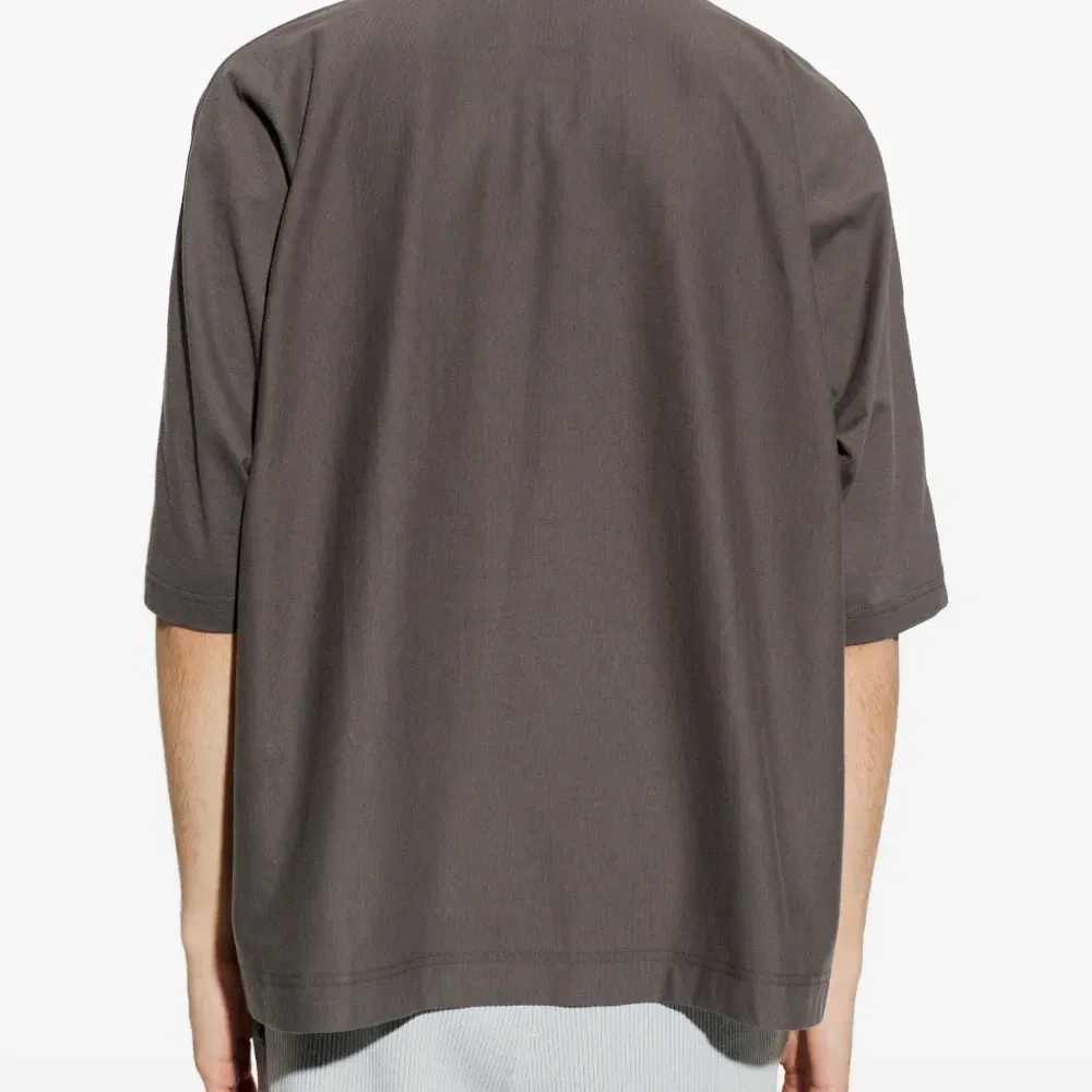 Футболка с короткими рукавами