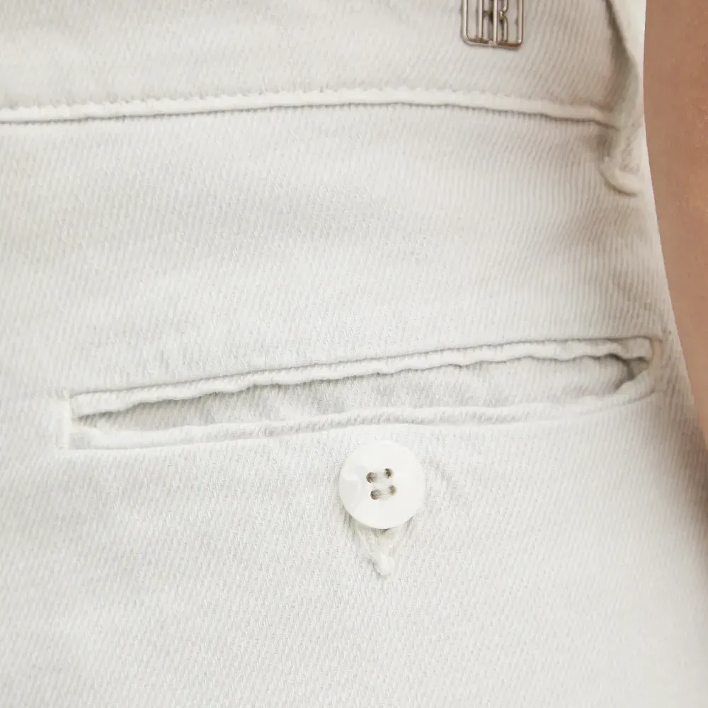 Брюки с декоративными складками