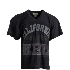 Футболка с V-образным вырезом Футболка с V-образным вырезом