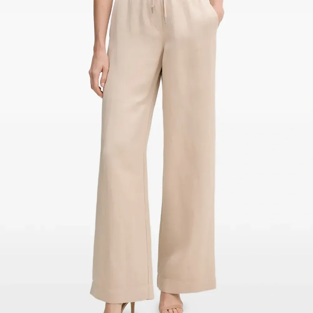 Брюки на завязках