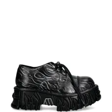 Кроссовки с принтом "пламя"