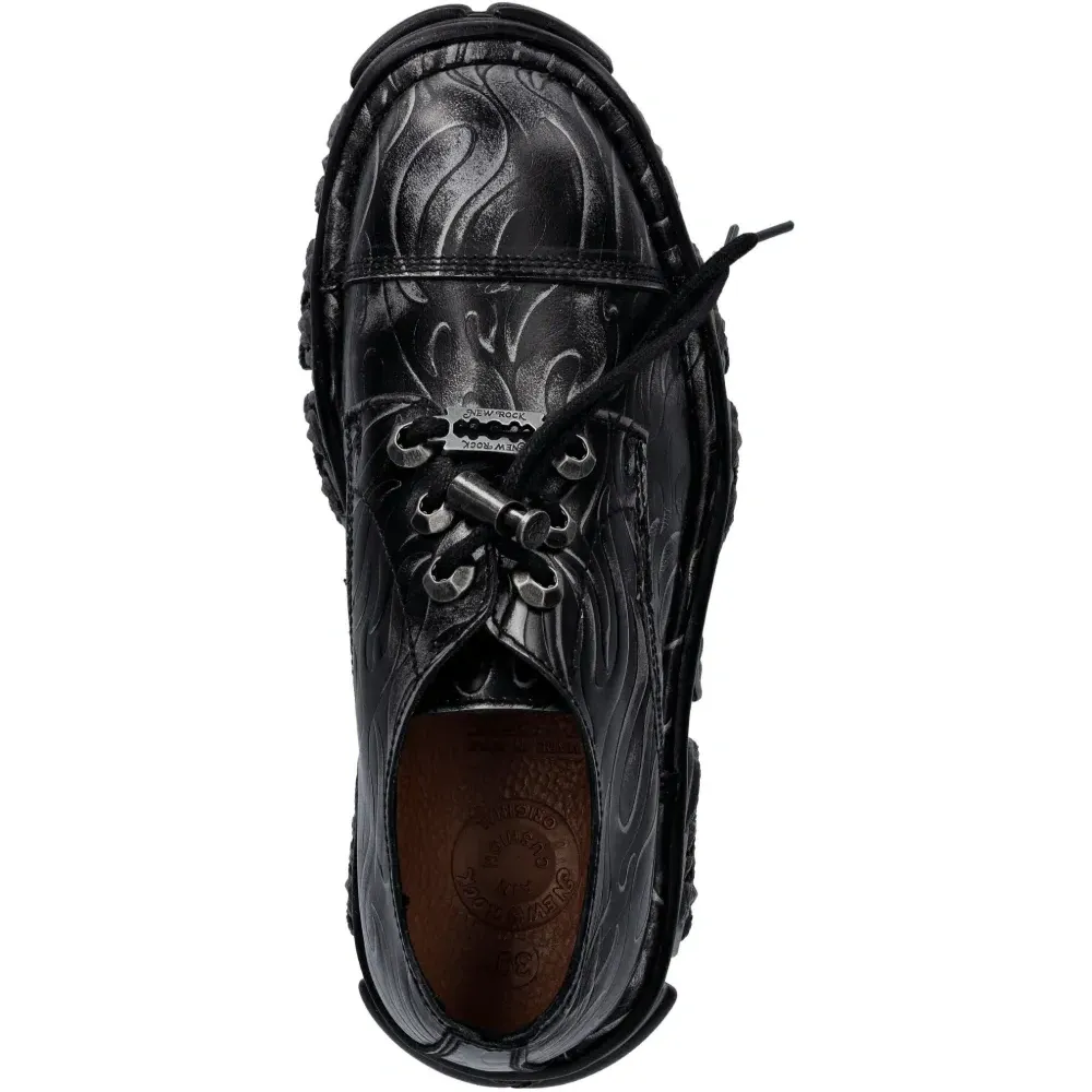 Кроссовки с принтом "пламя"