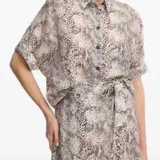 Рубашка с узором на пуговицах