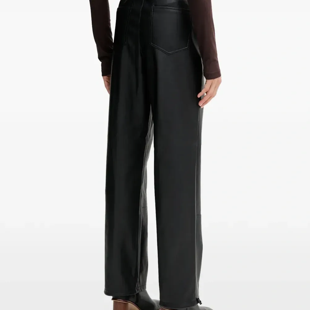 Брюки прямого кроя