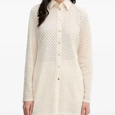 Рубашка с проколотой пуговицей