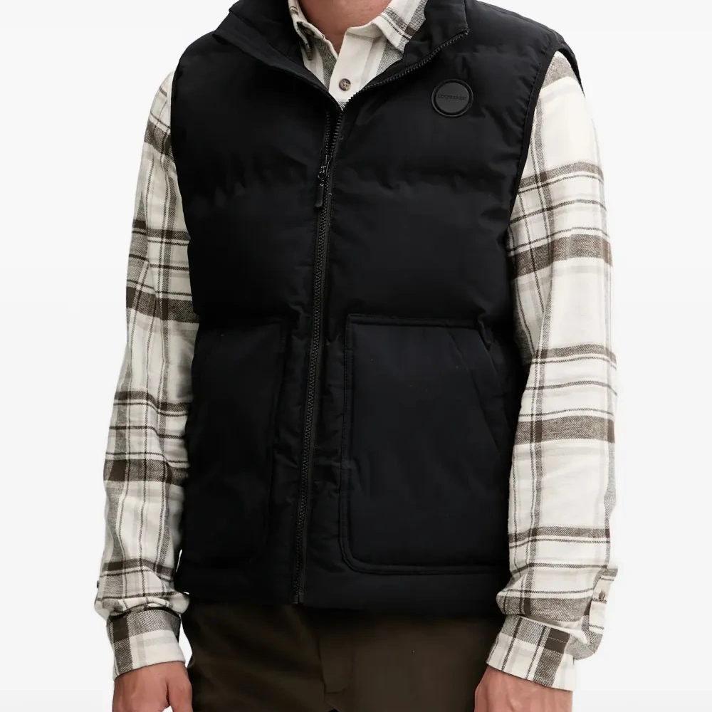 Стеганый жилет с логотипом