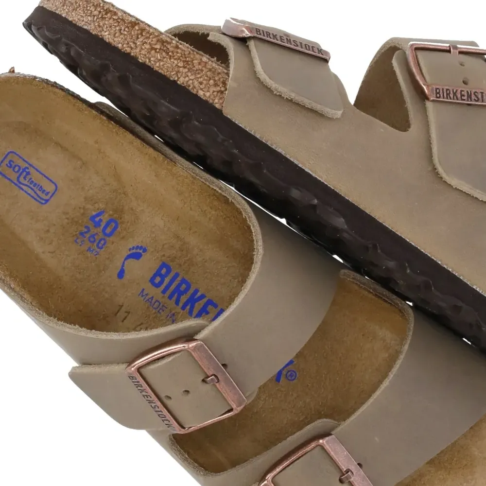 Сандалии Arizona с пряжками Сандалии Arizona с пряжками