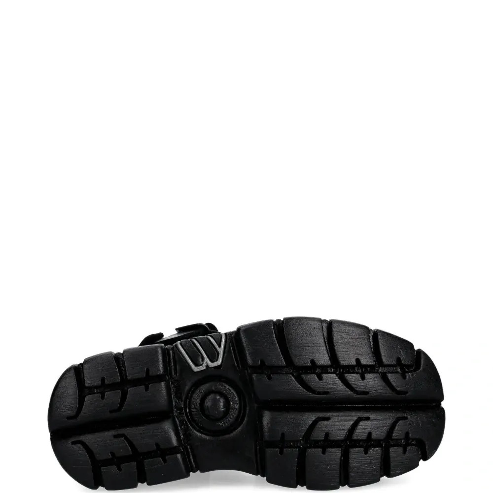 Босоножки на платформе с пряжкой