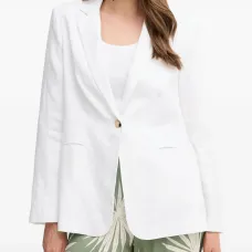 Пиджак на пуговицах