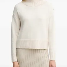 Украшенный джемпер с высоким воротом