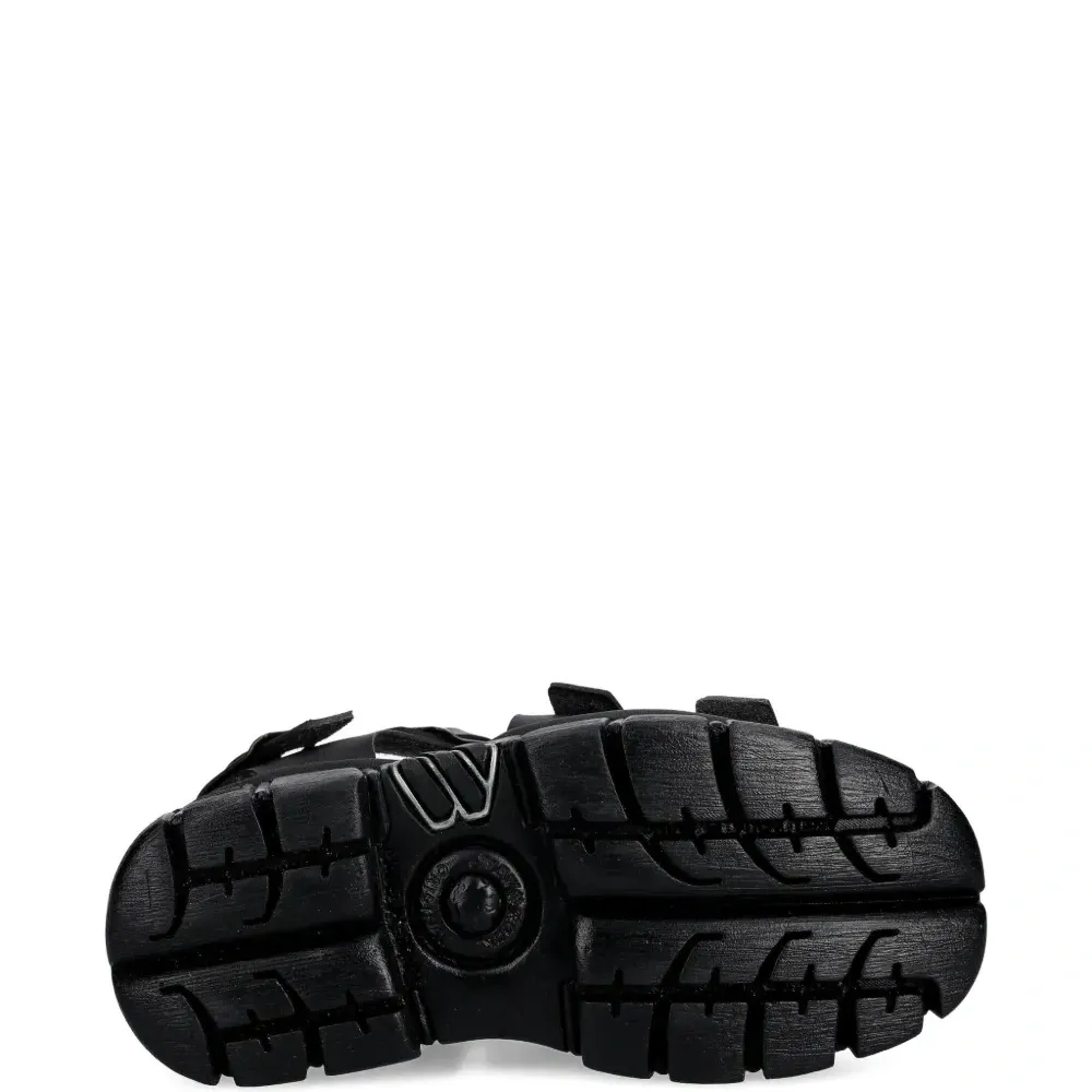 Сандалии с ремешком и пряжкой