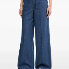 Джинсы свободного кроя с нашивкой-логотипом Джинсы свободного кроя с нашивкой-логотипом