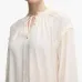 Блузка с длинными рукавами и оборками на манжетах