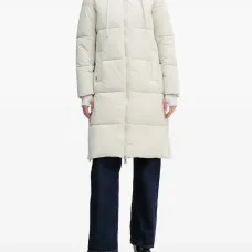 Стёганое пальто с капюшоном