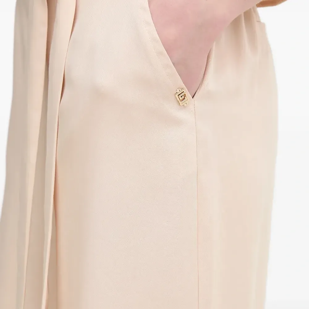 Брюки с поясом на талии