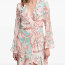 Мини-платье с оборками и узором