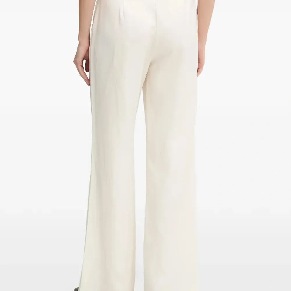 Брюки со складками