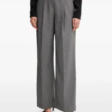 Брюки со складками