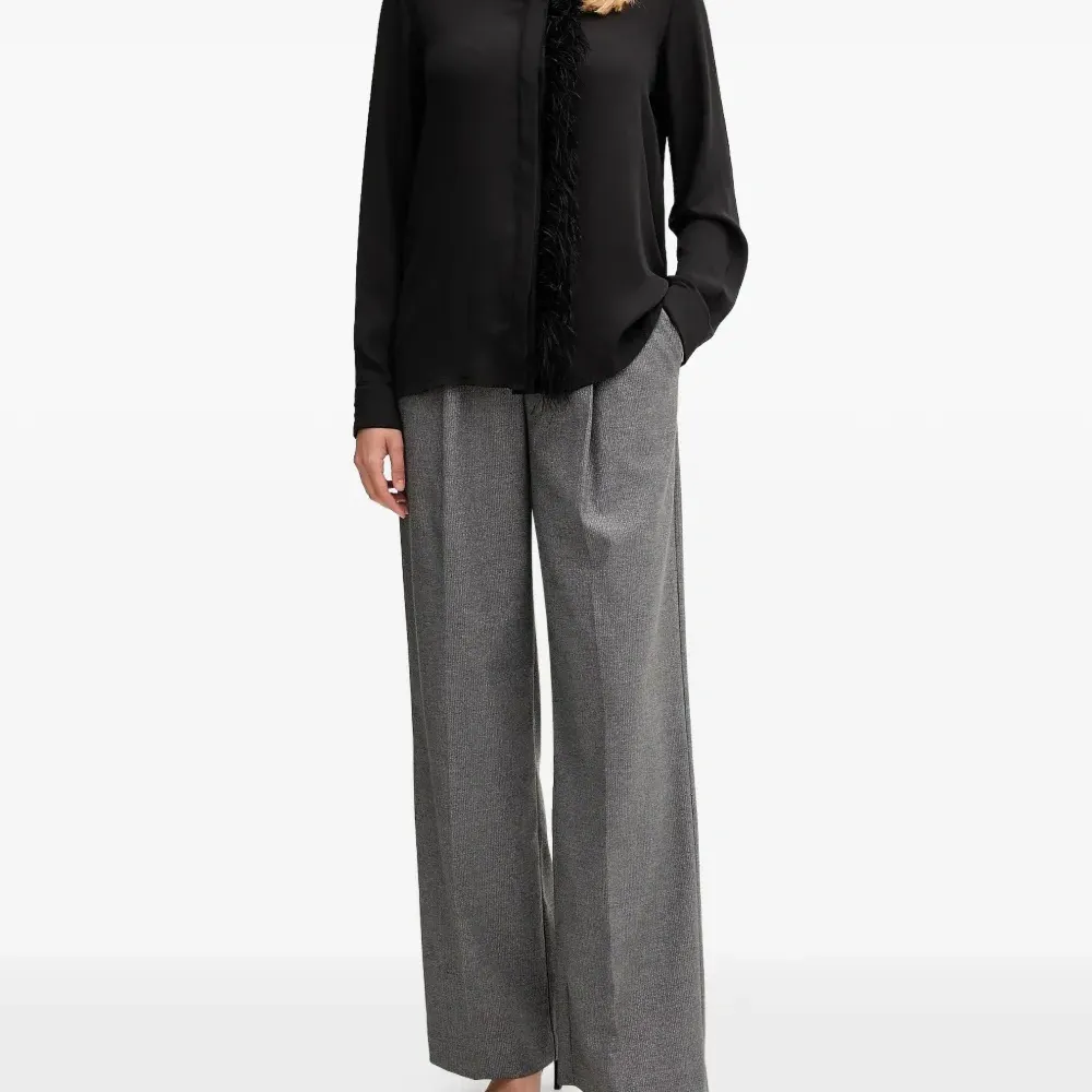 Брюки со складками