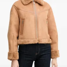 Куртка на молнии