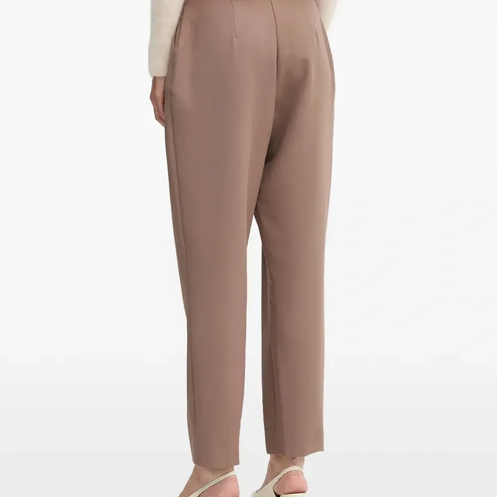 Брюки прямого кроя с плессировкой