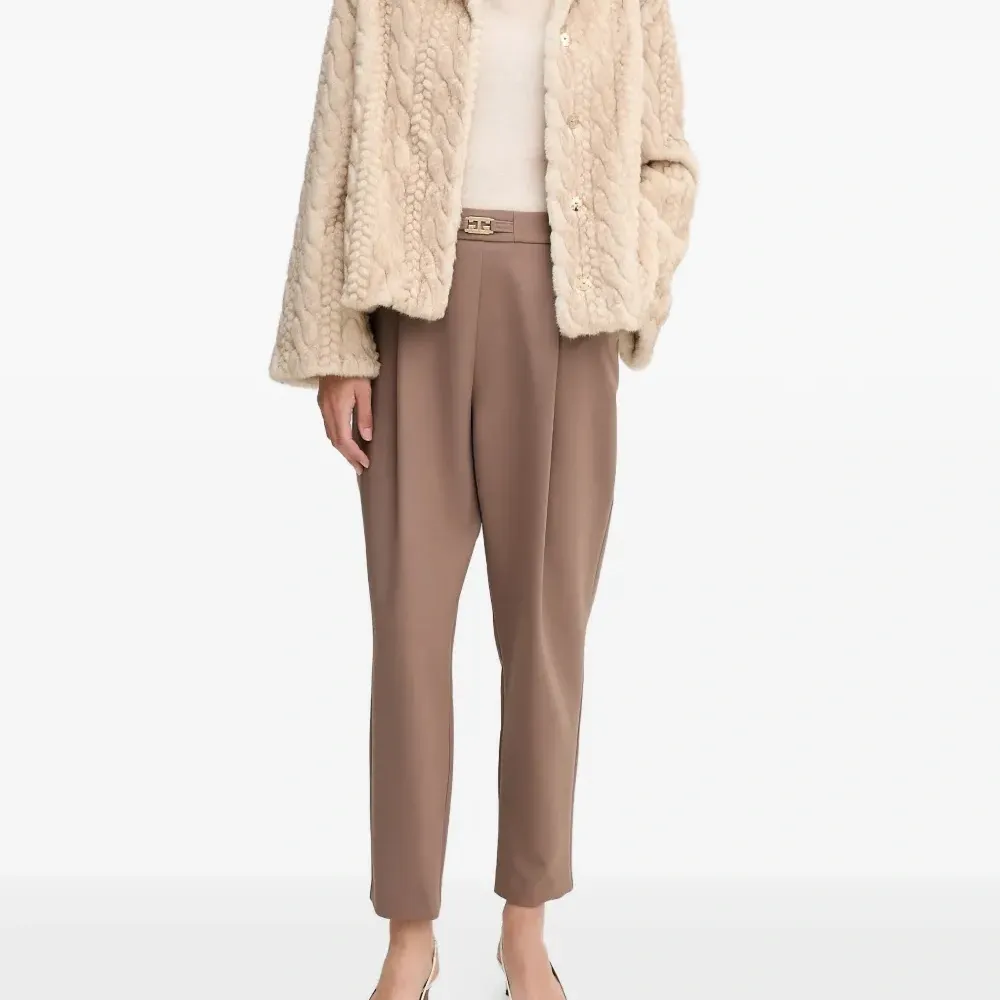 Брюки прямого кроя с плессировкой