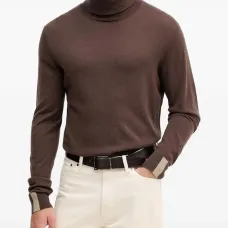 Свитер с воротником-стойкой Свитер с воротником-стойкой