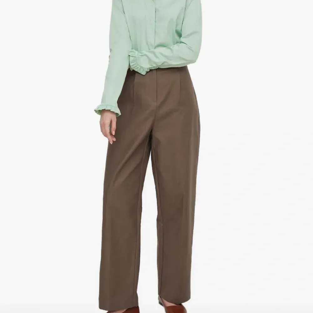 Блузка Mattie с оборками и длинными рукавами