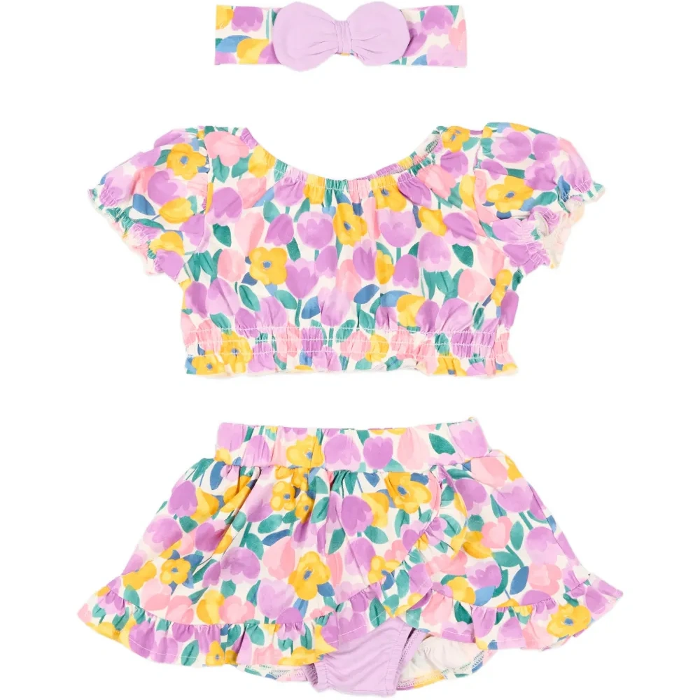 Комплект из трёх предметов: шорты с цветочным принтом и рюшами