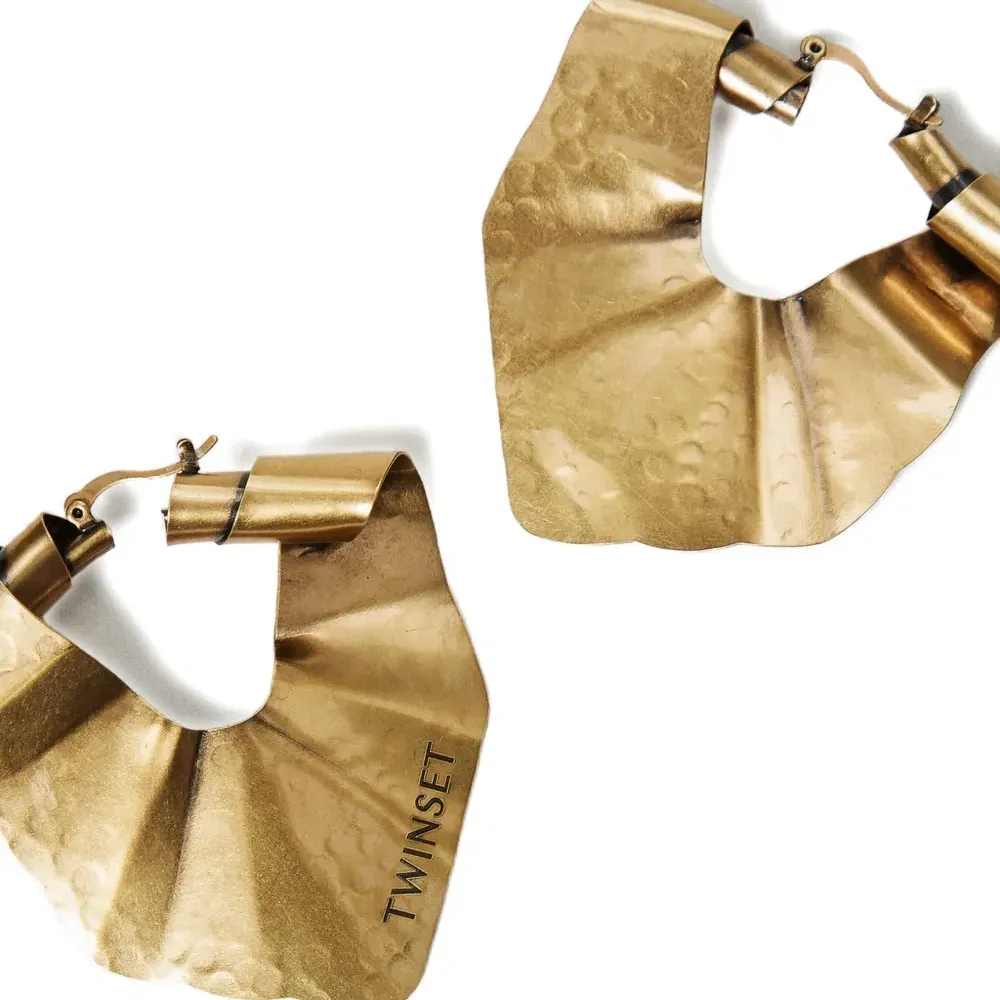 Серьги-кольца неправильной формы