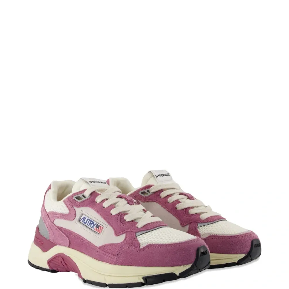 Кроссовки Hyperway на низкой подошве