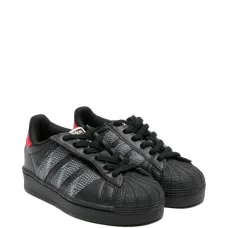 Кожаные кроссовки с эффектом чешуи