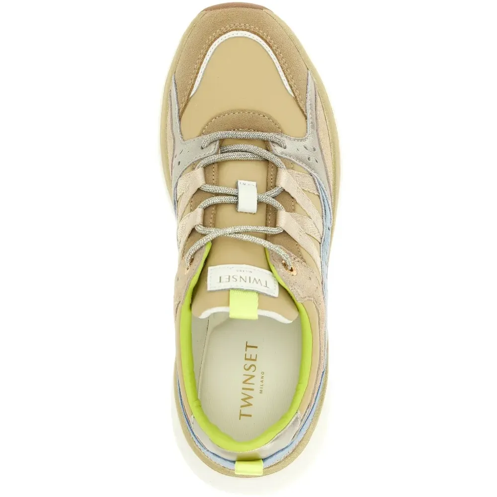 Замшевые кроссовки