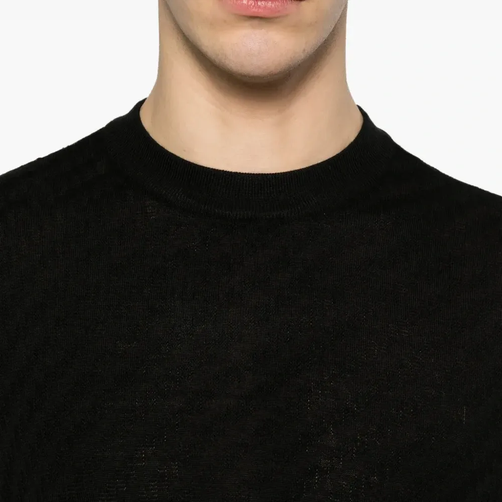 Футболка с круглым вырезом и короткими рукавами