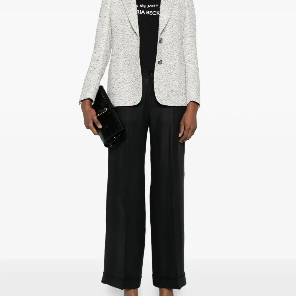 Брюки на пуговицах