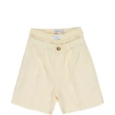 Свободные шорты на пуговицах