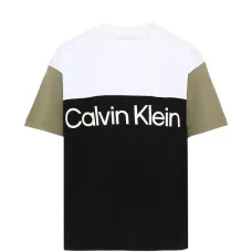 Футболка в стиле колор-блок