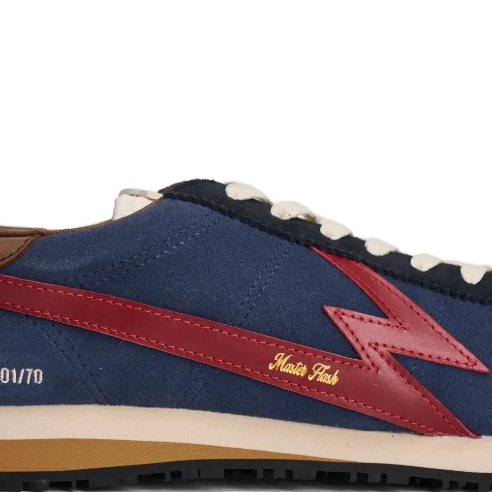 Кроссовки с изображением молнии