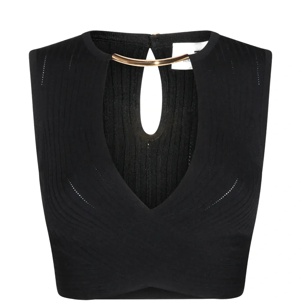 Топ с V-образным вырезом