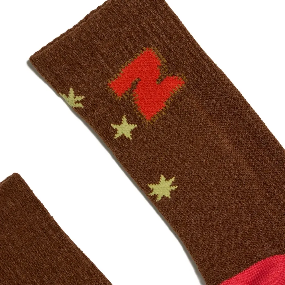 Носки с интарсией в виде звезд
