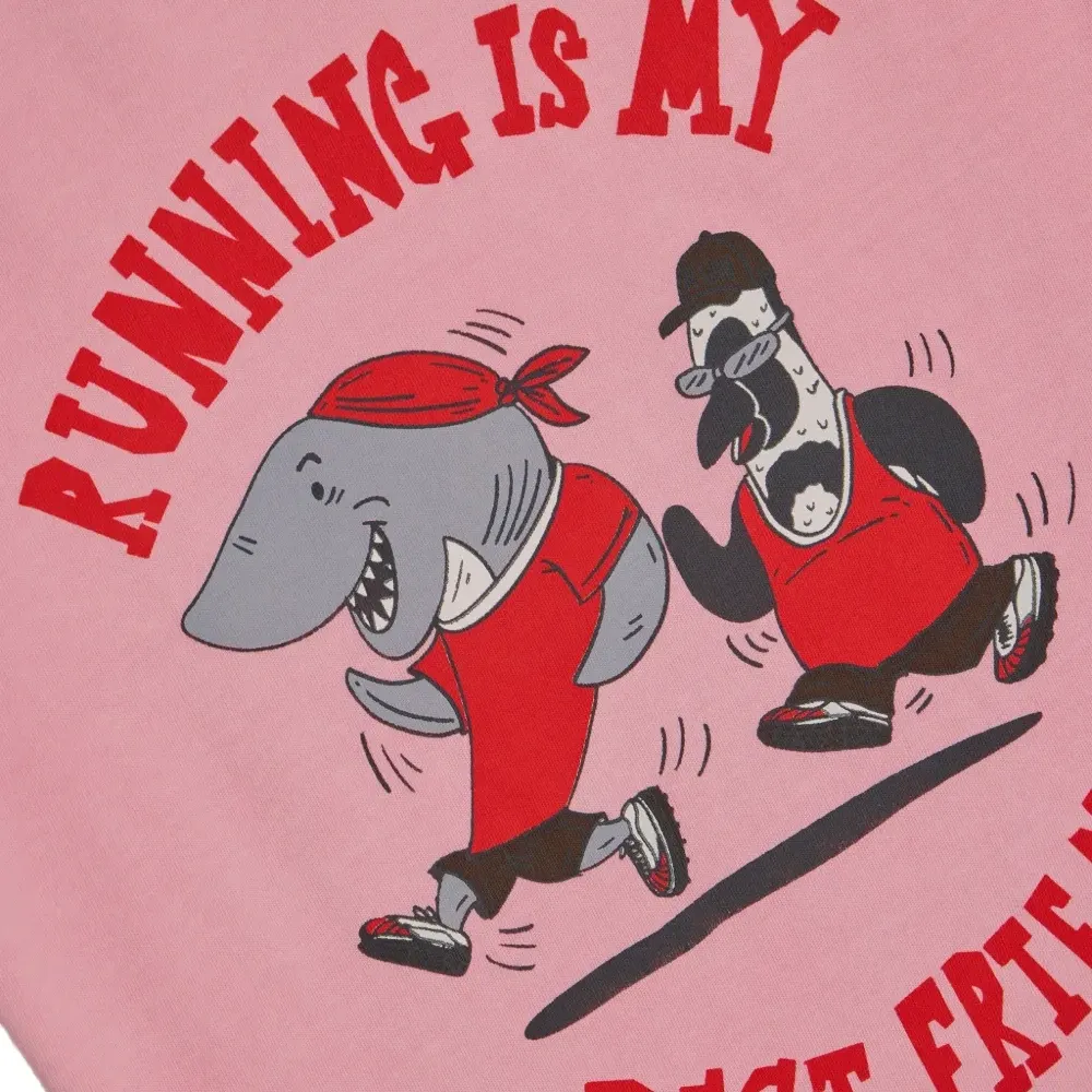 Футболка с графическим принтом