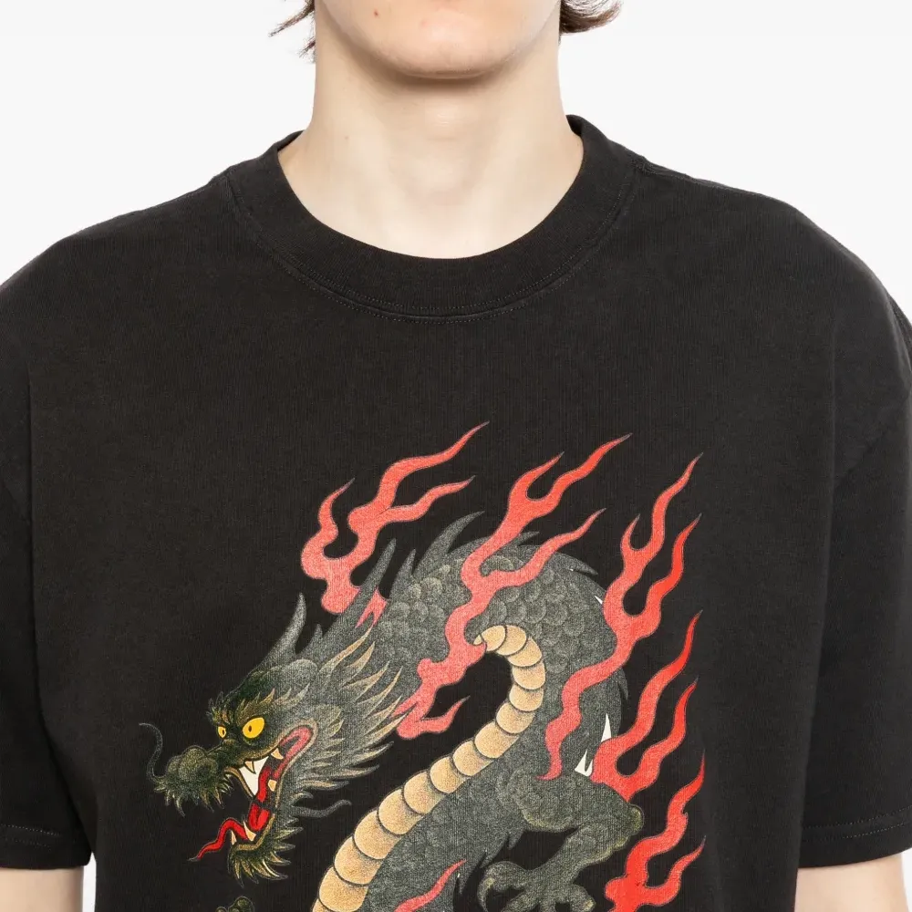 Футболка с принтом дракона