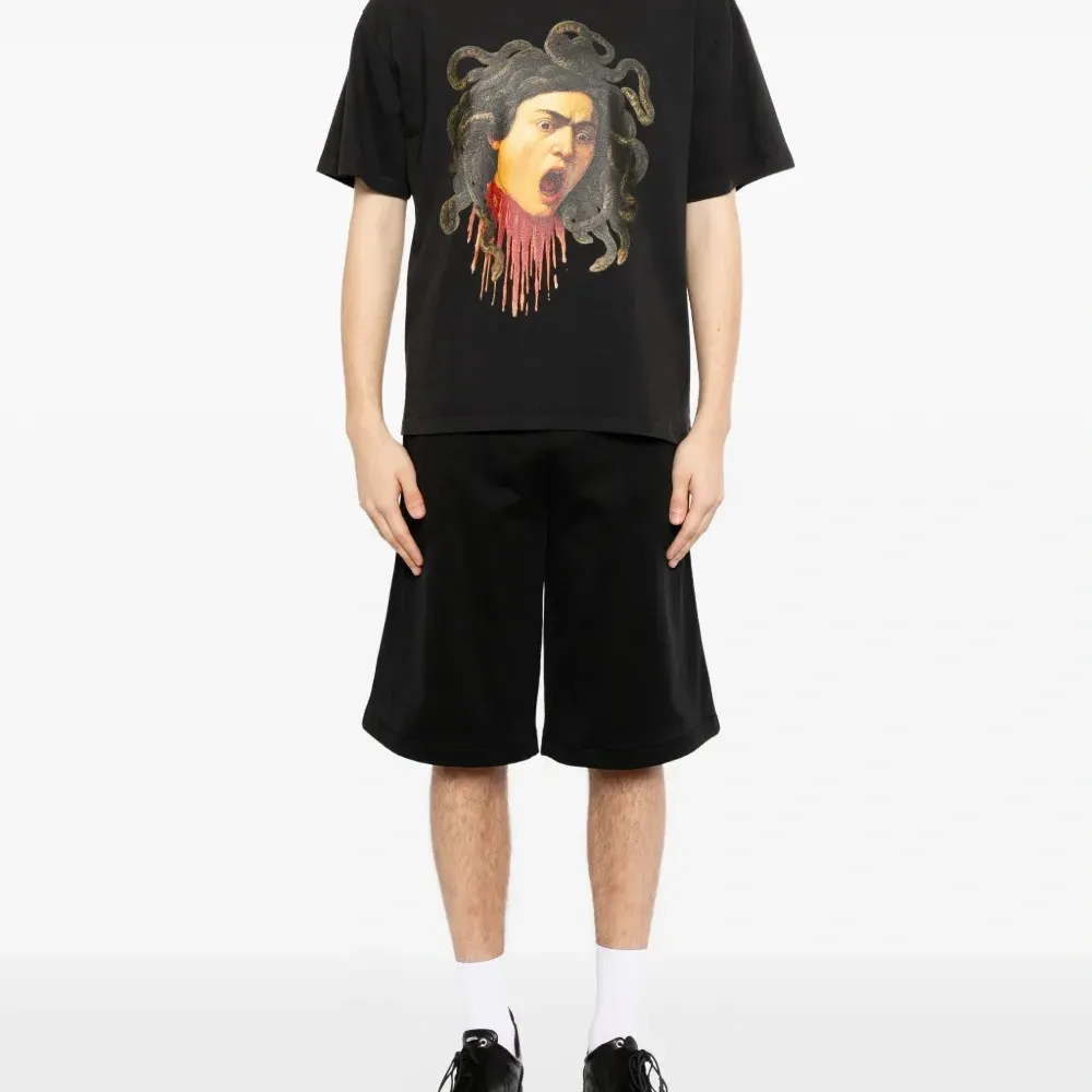 Футболка с графическим принтом