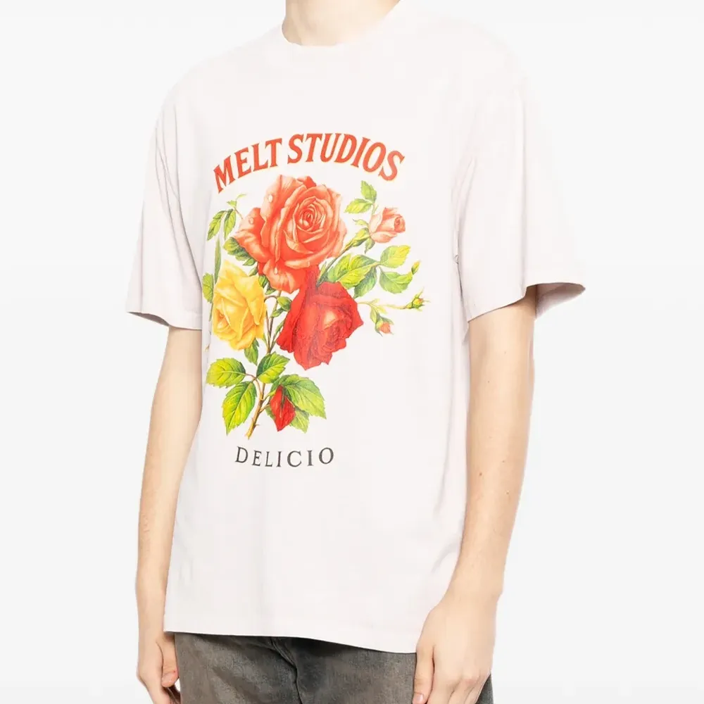 Футболка с цветочным принтом