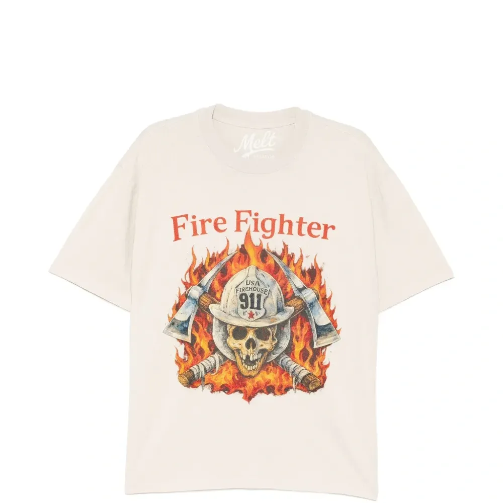 Футболка с изображением пожарного